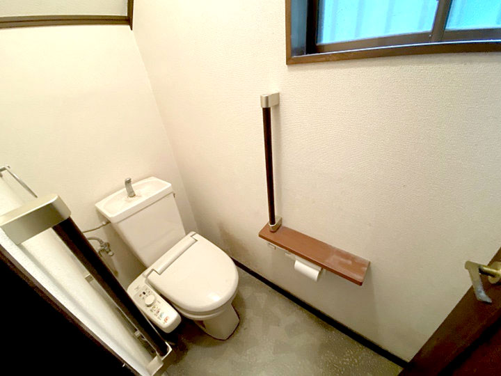 トイレ・ビフォアー