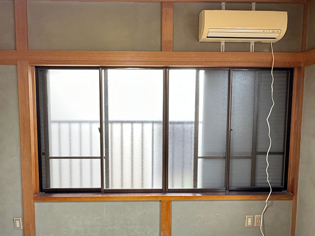 居室・ビフォアー